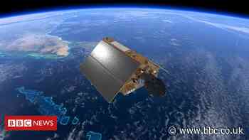 'Dog kennel' satellite returns first ocean observations