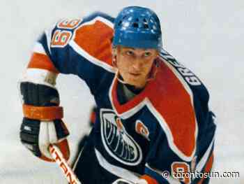 HORNBY: Gretzky hockey card scores $1.29 million US - Toronto Sun