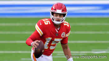Week 14 NFL player props, best bets, picks, predictions: Patrick Mahomes goes over 307.5 passing yards