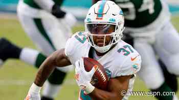 Dolphins' top RB Gaskin placed on COVID-19 list