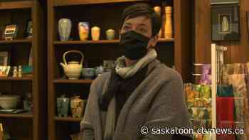 Saskatoon business, worried about closing, sees spike in holiday shoppers