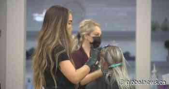 Lethbridge residents rush to get personal services ahead of new COVID-19 restrictions - Global News