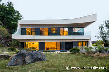 Eaves House / JOHO Architecture - ArchDaily