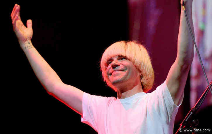 Manchester band booked for Kendal Calling following Tim Burgess selfie