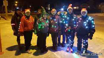 Walking group lights up to brighten some of Saskatoon's long-term care homes
