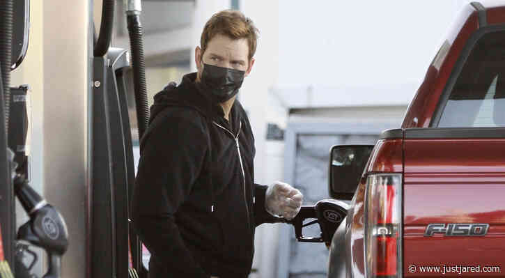 Chris Pratt Fuels Up His Pick Up Truck While Out for the Day