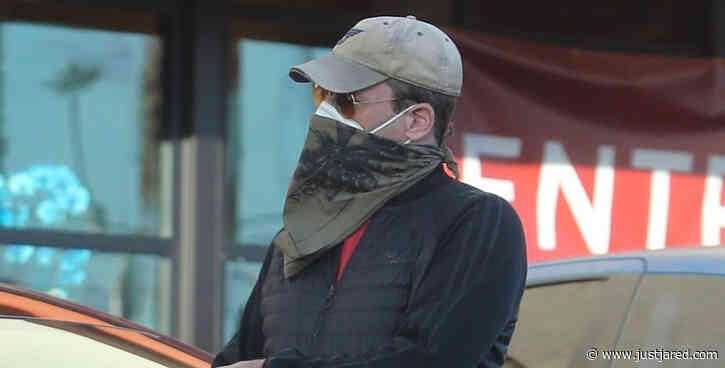 Jon Hamm Stays Extra Safe in Face Mask & Bandana While Grocery Shopping
