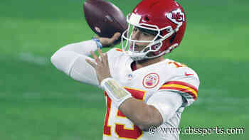 Patrick Mahomes loses 30 yards on brutal sack against Dolphins that leads to a fourth-and-42 for Chiefs