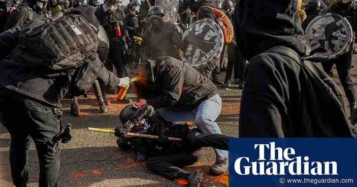 Far-right Trump supporters clash with counter-protesters in Washington – video