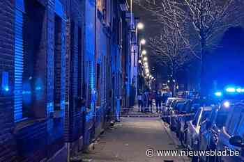 Politie onderzoekt vuurwerkexplosie in Hoboken: voordeuren en auto’s beschadigd