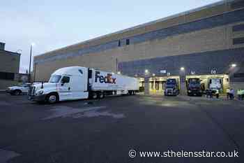 US begins distribution of Pfizer's Covid-19 vaccine - St Helens Star