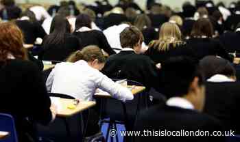 Covid: Reaction as Greenwich schools to close for Christmas