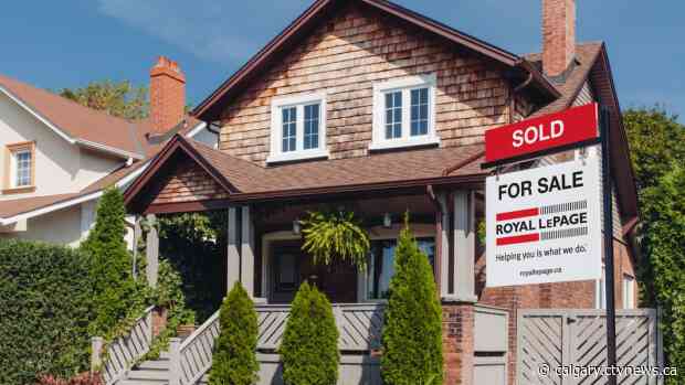Home prices in Calgary and Edmonton expected to remain stable in 2021: realtor group