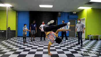 Break Free Worldwide Hip Hop in Houston teaches students values of peace, love, unity and fun - WPVI-TV