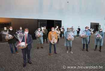 Lions schenken kerstpakketten aan kansarme gezinnen