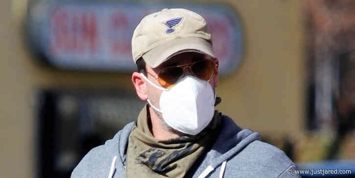 Jon Hamm Goes For Comfort In Sweatpants Just After Giving Update About 'Fletcher' Filming