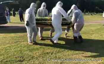 Muslim funeral rites are being killed off by the pandemic