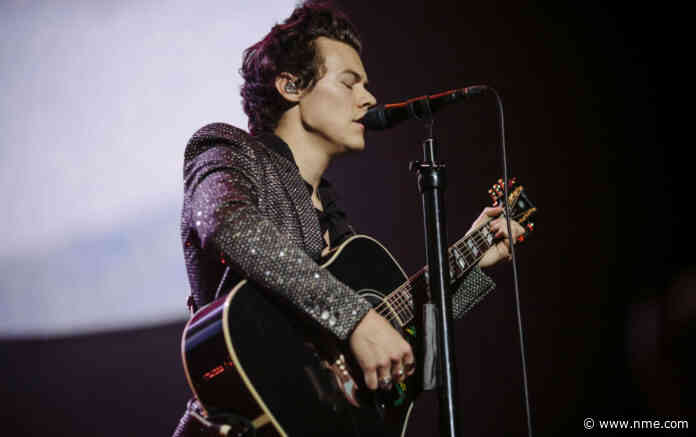 Harry Styles postpones UK and European tour indefinitely