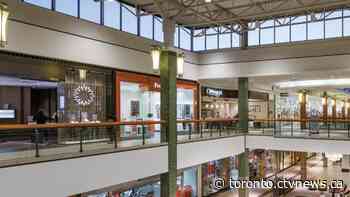 'This is not helpful': Hamilton, Ont. mayor questions local mall extending hours as nearby Toronto, Peel Region remain in lockdown