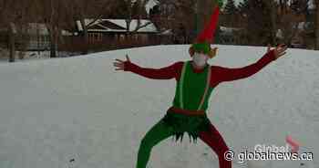 Tinkles the Elf for hire returns: ‘Finding a fun little way to give back’