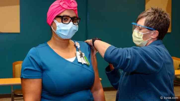 TMC ICU nurse among first in Arizona to receive COVID-19 vaccine