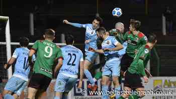 Glentoran miss chance to jump into the top six with draw against Warrenpoint Town