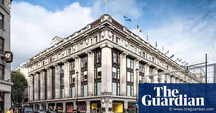 'Iron giant', shipwreck and Selfridges join English heritage list