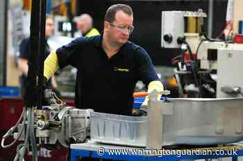 Economy edges back to growth but recovery 'lacked vigour', report shows - Warrington Guardian