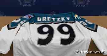 OPP officer charged in connection with alleged theft of Wayne Gretzky memorabilia
