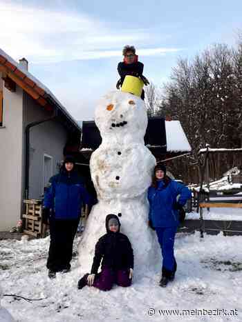 Wechselland: Riesen-Schneemann verschönert Mönichkirchen - Neunkirchen - meinbezirk.at
