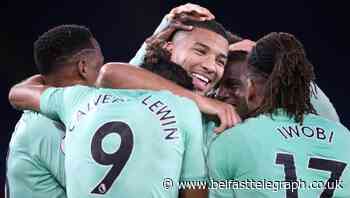 Everton make big statement with win at Leicester