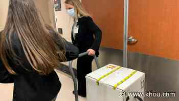 First COVID-19 vaccine delivery arrives at MD Anderson; TMC patients could get vaccine in January - KHOU.com