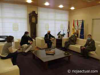 Hermoso de Mendoza recibe al teniente coronel Pedro Pejenaute, antiguo delegado de Defensa en La Rioja - - https://riojaactual.com/