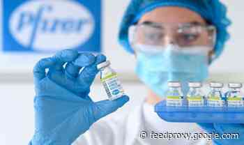 Vaccine alert: Investigation launched as nurse suffers 'extreme reaction' to Pfizer jab
