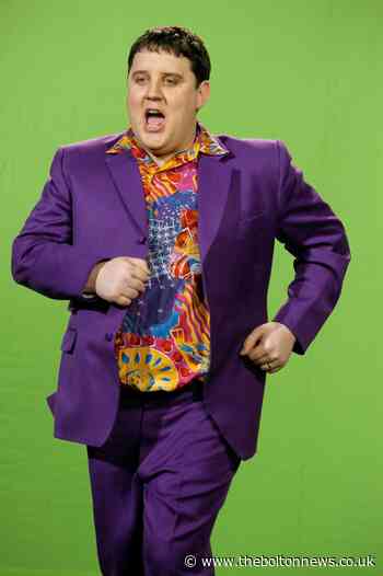 Peter Kay's 'Amarillo' suit is tailor-made for new museum - The Bolton News