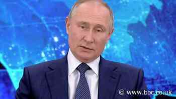 BBC correspondent challenges Putin on ‘new Cold War’