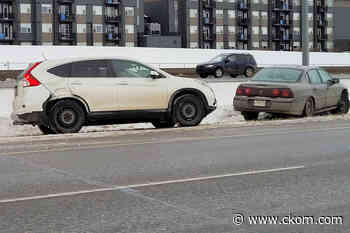 Police respond to 7 collisions after freezing rain arrives in Saskatoon - CKOM News Talk Sports
