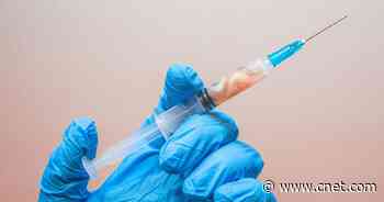 Moderna COVID-19 vaccine authorized for emergency use in US     - CNET