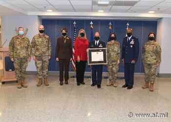 National Medal of Arts awarded to Air Force Band conductor - Air Force Link