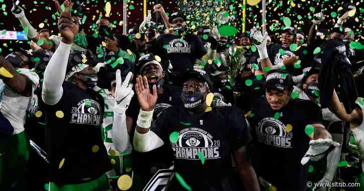 Oregon holds off USC to win second straight Pac-12 football title