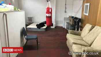Workers 'sleeping on mattresses' inside Leicester factory