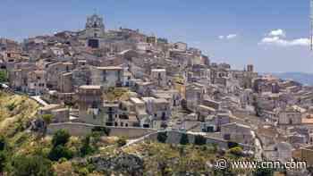 Italy's €1 houses are back in time for the holidays