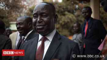 François Bozizé: CAR accuses former president of 'attempted coup'