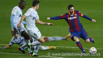 Lionel Messi matches Pele record but Barcelona held by Valencia