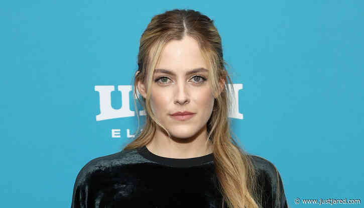 Riley Keough Posts Emotional Message About Preparing for First Christmas Without Her Late Brother