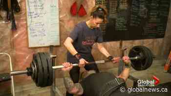Record-setting powerlifting Saskatchewan couple find unique ways to train