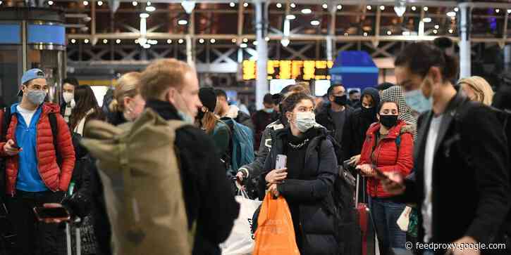 Chaotic scenes as Londoners try to escape the city before midnight lockdown. Police deployed to prevent non-essential journeys.