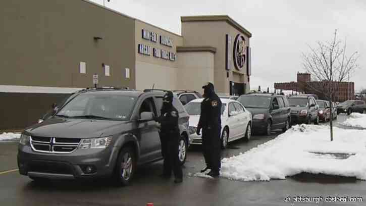 Local Police Officers Team Up For Holiday Toy Giveaway