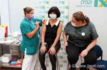 10,000 medical professionals vaccinated against coronavirus on Sunday - The Jerusalem Post