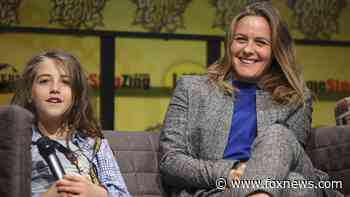 Alicia Silverstone says son has never had antibiotics or ‘medical intervention’ - Fox News